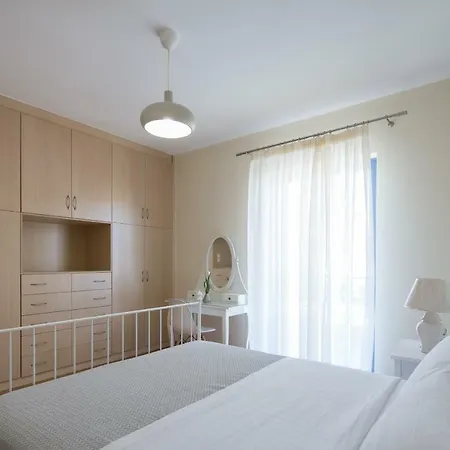 Khouses Maissonette * Lefkada City